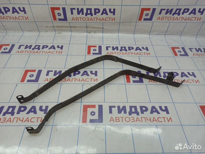 Лента крепления бензобака Kia Rio X (X-Line) 31110
