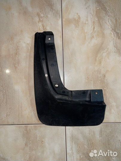 Брызговик задний левый Skoda Rapid 2 С 2020 По