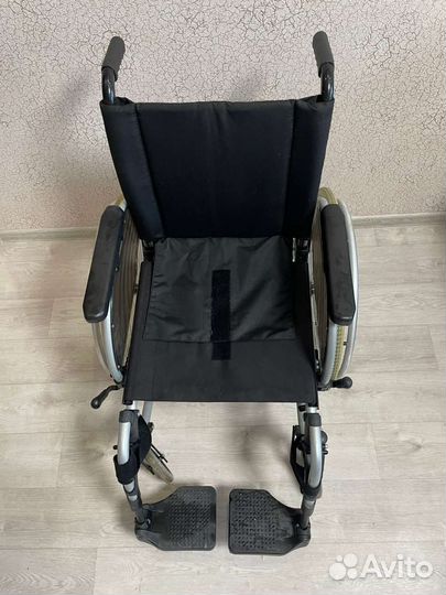 Инвалидная коляска