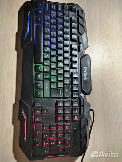 Игровая клавиатура с подсветкой