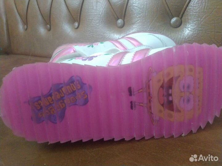 Кроссовки детские для девочек