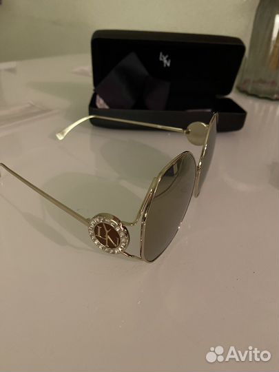 Солнцезащитные очки женские