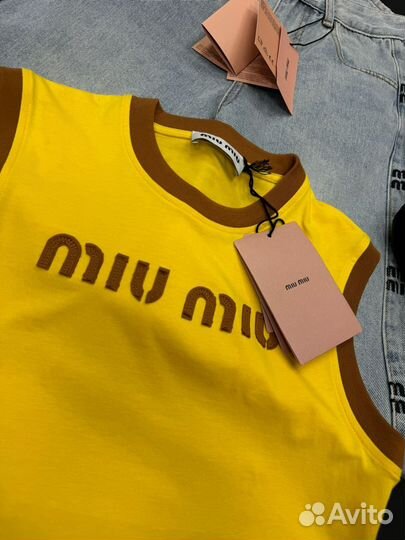 Топ Miu Miu