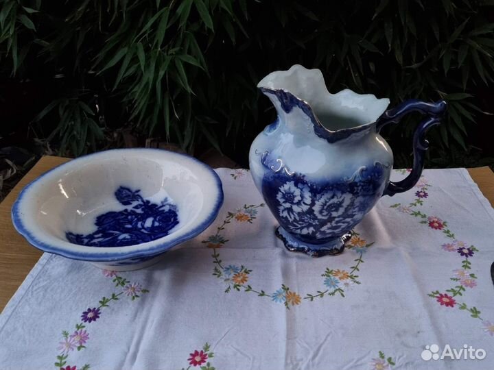 Кувшины. Фарфор, медь, олово. Европа