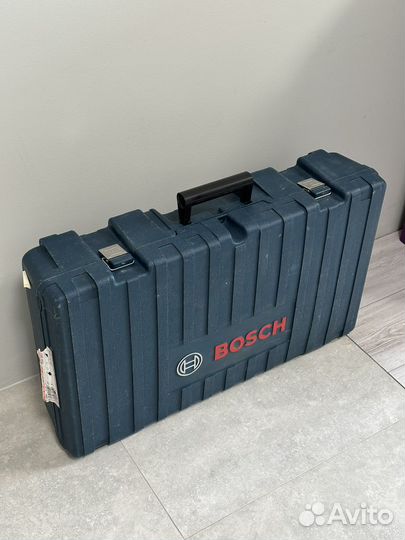 Отбойники Bosch GSH 11 VC и Makita HM1203C