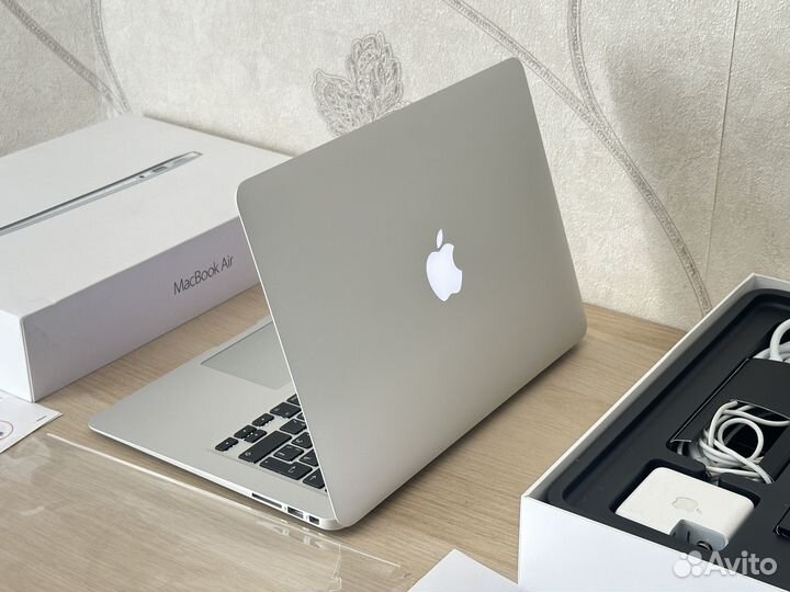 Apple MacBook Air 13 2017 Core i5