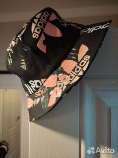 Шляпа женская соломенная