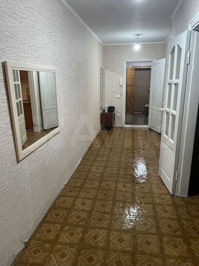 2-к. квартира, 50 м², 1/9 эт.