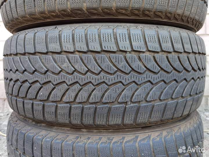 Bridgestone Blizzak LM-80 235/55 R19 105V
