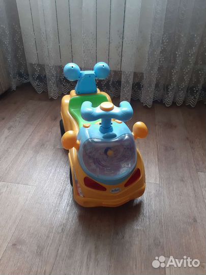 Машинка-каталка