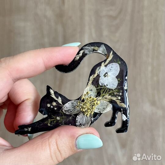 Брошь кошка