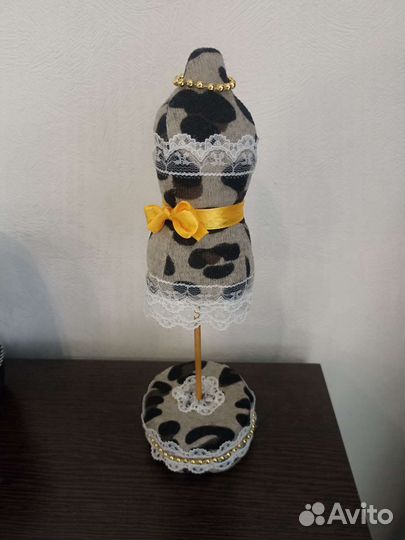 Манекен игольница