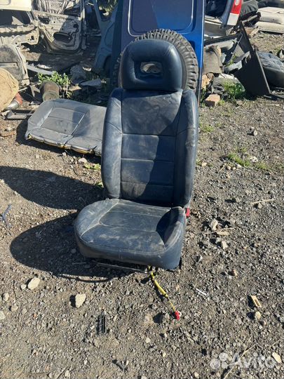 Запчасти на mitsubishi outlander 2005 год