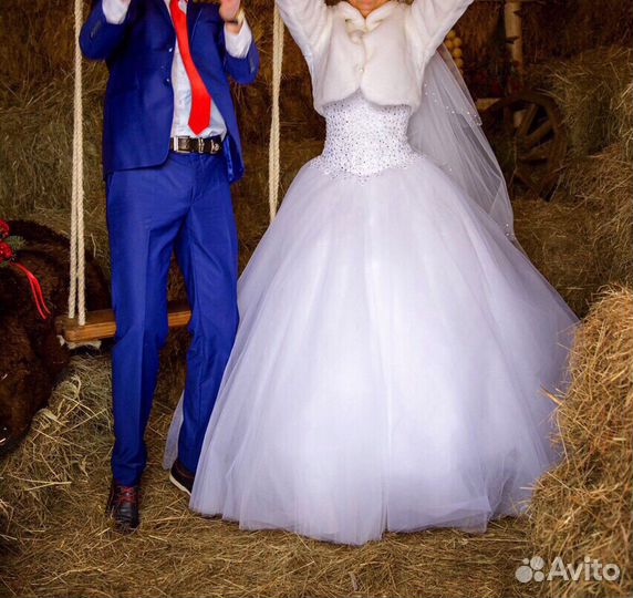 Свадебное платье