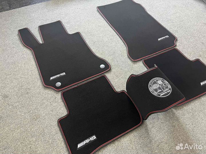 Ворсовые коврики для Mercedes-Benz W204