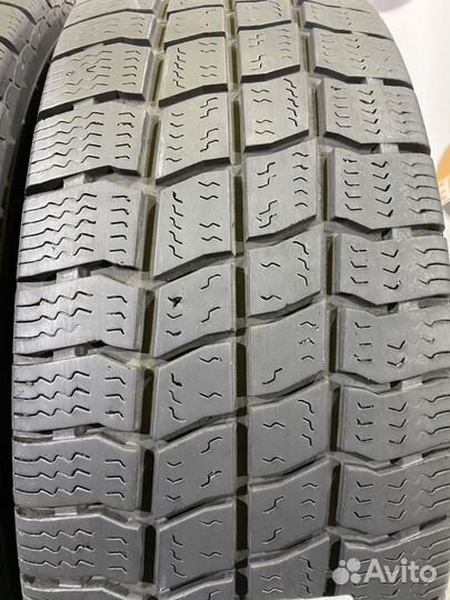 Vredestein ComTrac 2 Winter + 215/65 R16