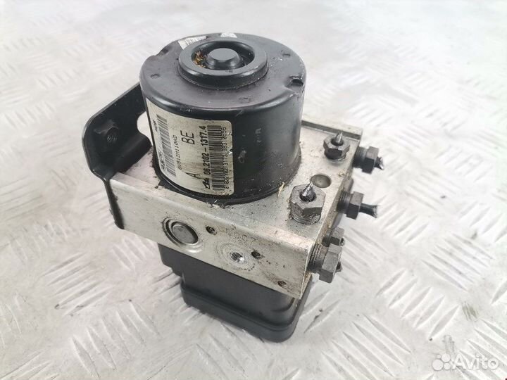 Блок ABS для Ford Fiesta 6 1550294