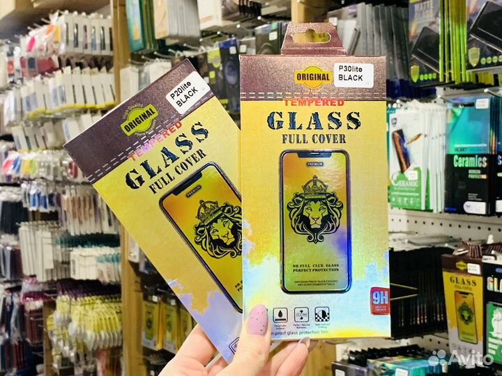 Защитное стекло на Huawei