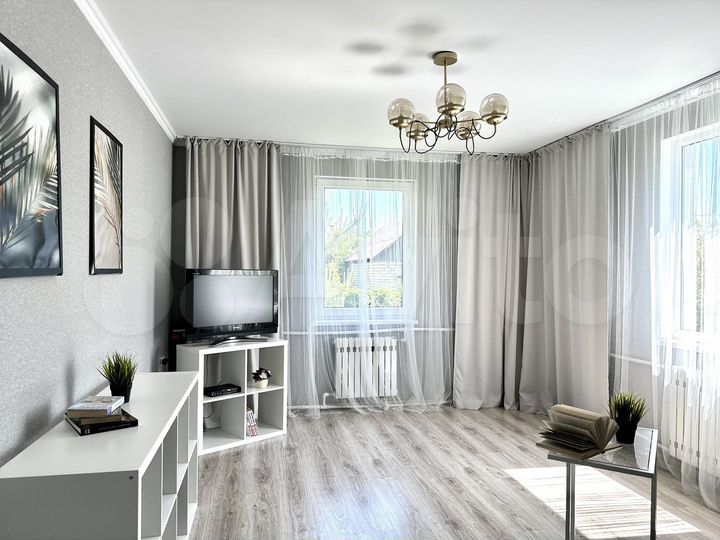 3-к. квартира, 65 м², 1/2 эт.