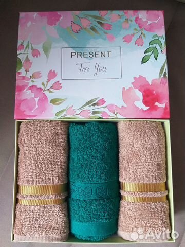 Подарочный набор махровых полотенец
