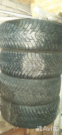 Nokian Tyres Hakkapeliitta 8 SUV 285/60 R18