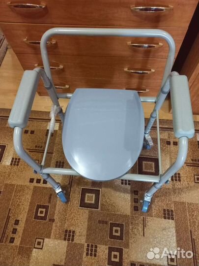 Кресло туалет новое для инвалидов