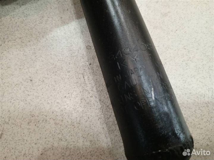 Амортизатор задний Mitsubishi Pajero iO 1998-2007