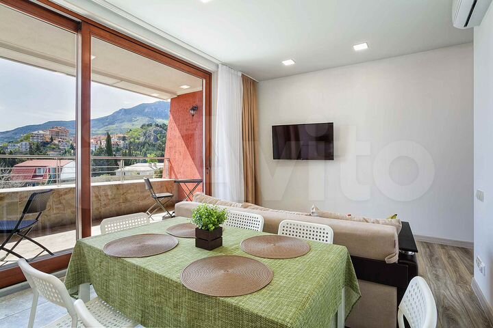 3-к. квартира, 88 м², 2/12 эт.