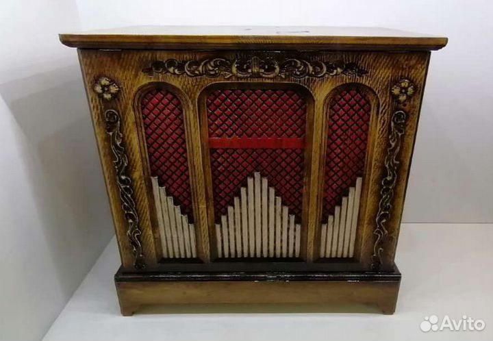 Шкатулки резные из массива