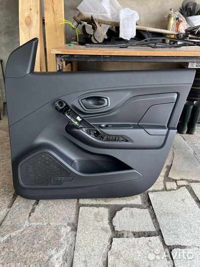 Дверные карты LADA x-ray