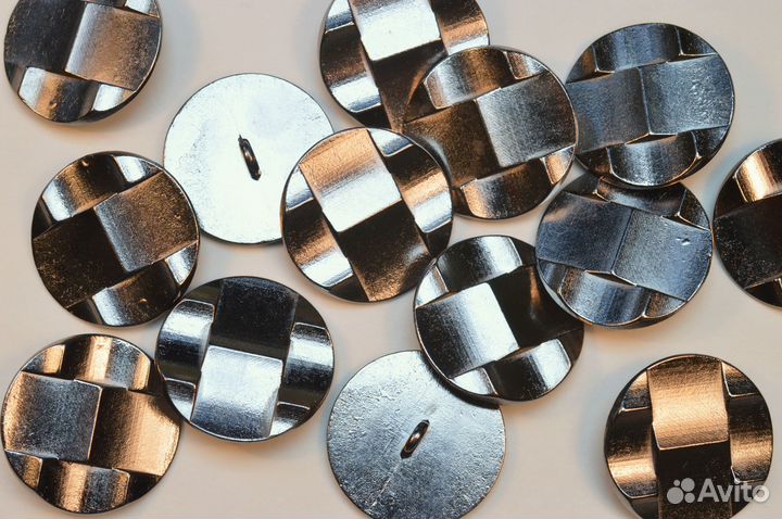 Пуговицы 27 мм