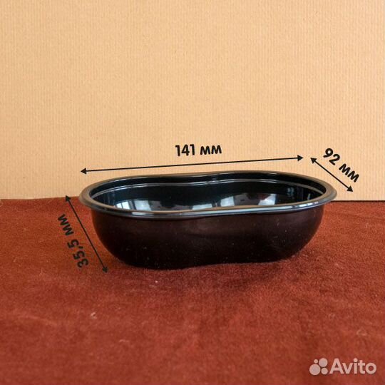 Пэт контейнеры прозрачные и черные