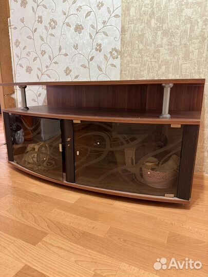 Тумба под телевизор