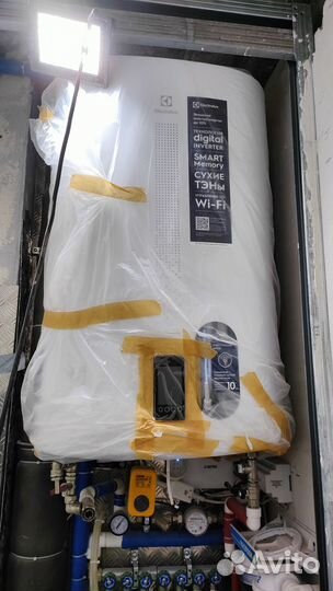Водонагреватель Electrolux EWH 80 SmartInverter