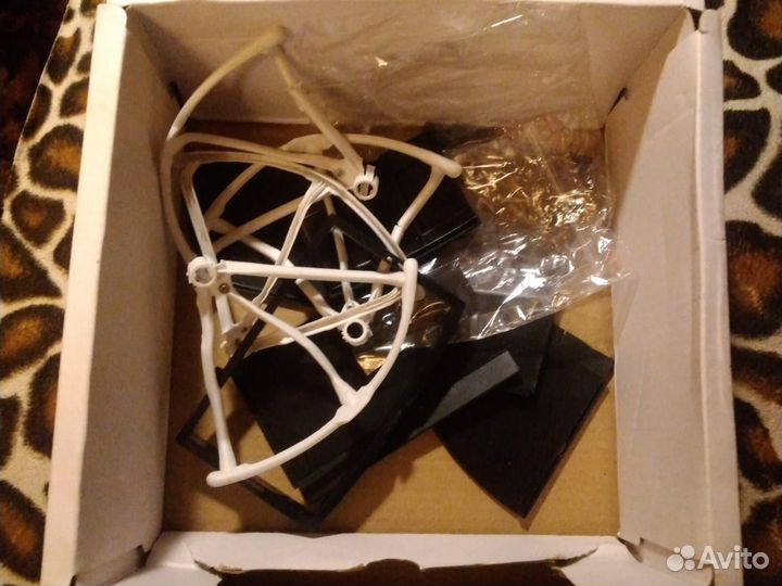 Квадрокоптер Hubsan h502s