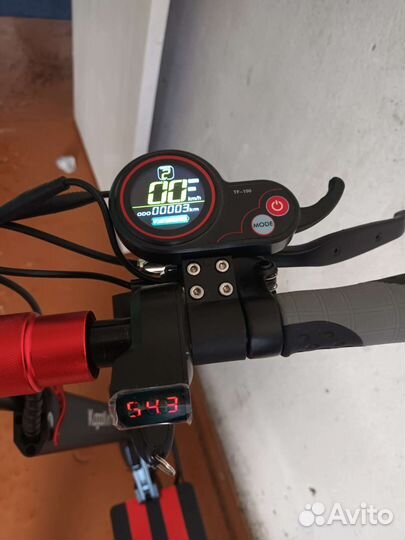 Самокат взрослый электрический новый