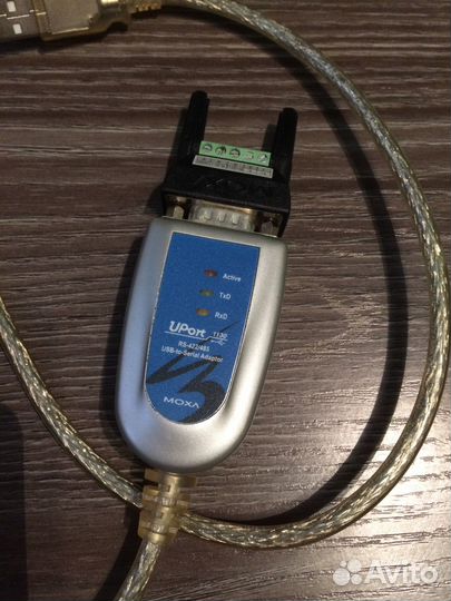 Преобразователь Moxa Uport 1110