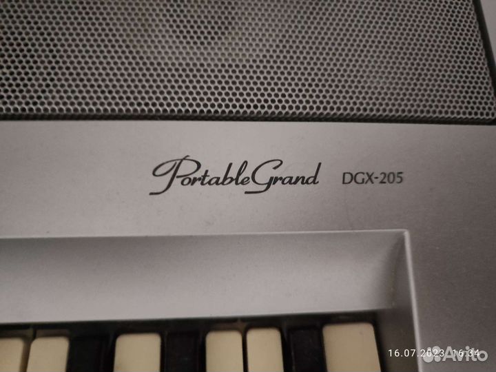 Синтезатор yamaha