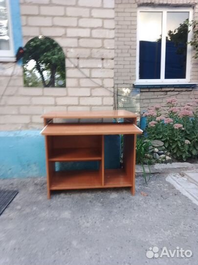 Компьютерный столик бу