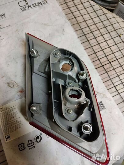 Фонарь задний toyota camry 40