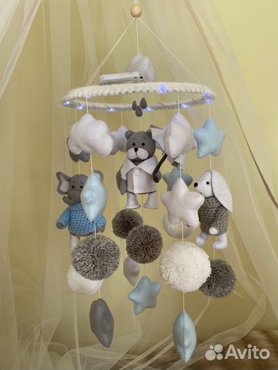 Мобиль в кроватку