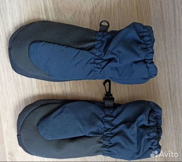 Непромокаемые варежки Gusti 1 год