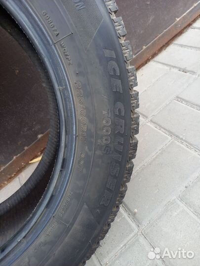 Bridgestone Ice Cruiser 7000 225/60 R17