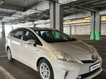 Toyota Prius Alpha 1.8 CVT, 2012, 175 000 км, с пробегом, цена 1 260 000 руб.