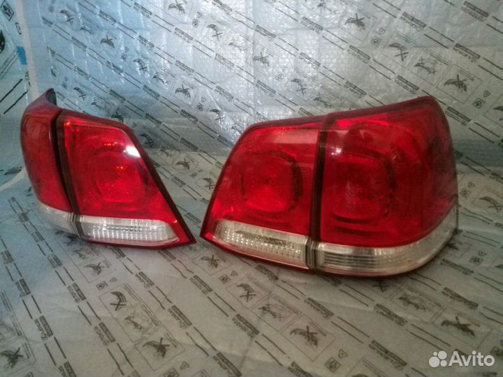 Фонари Toyota Land Cruiser 200