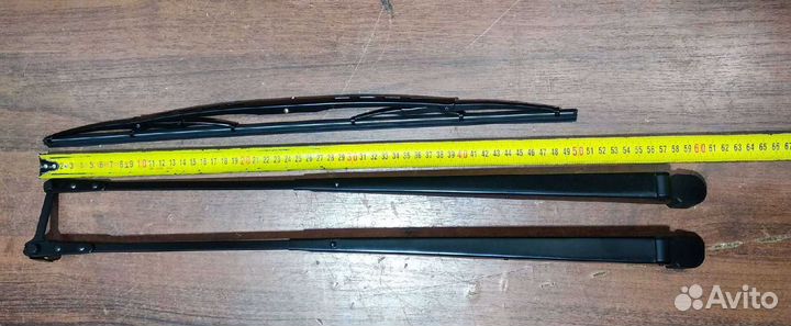 Щетка стеклоочистителя в сборе ZD2530