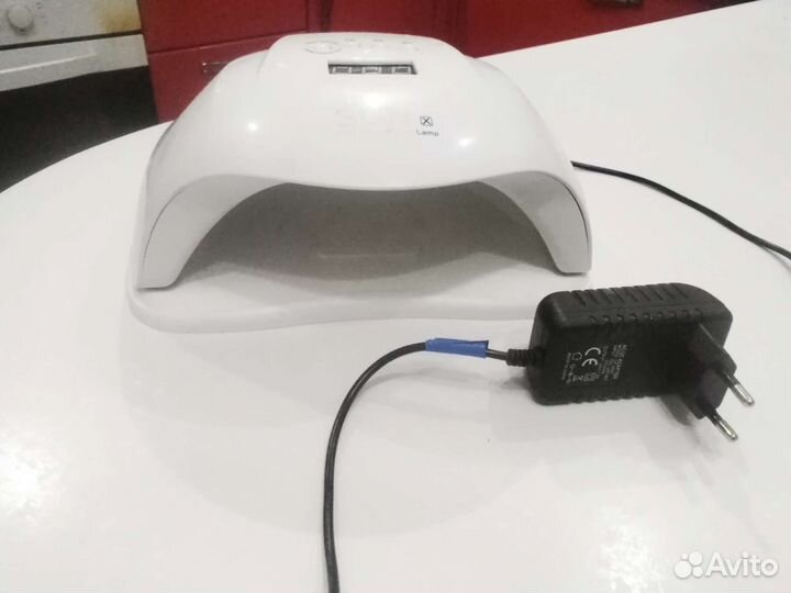 Уф лампа для ногтей