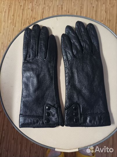 Перчатки женские кожаные