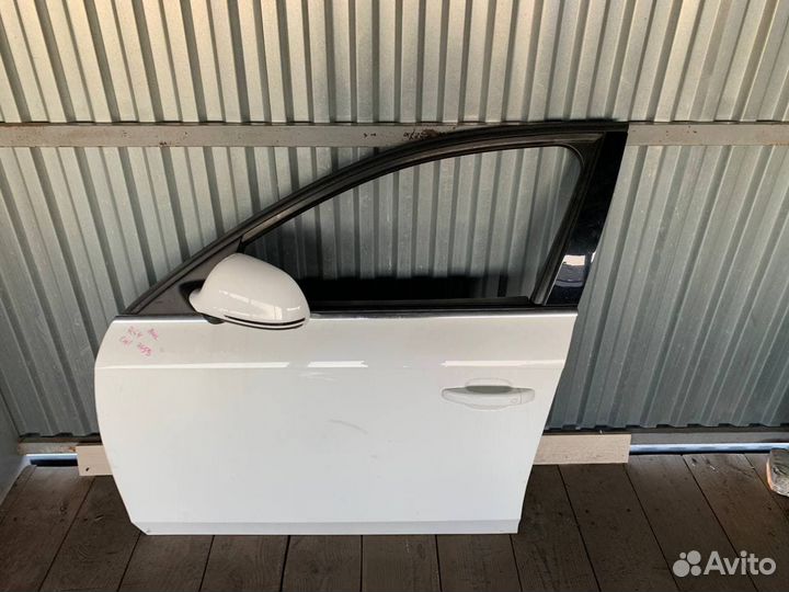 Дверь передняя левая Audi A4 B8