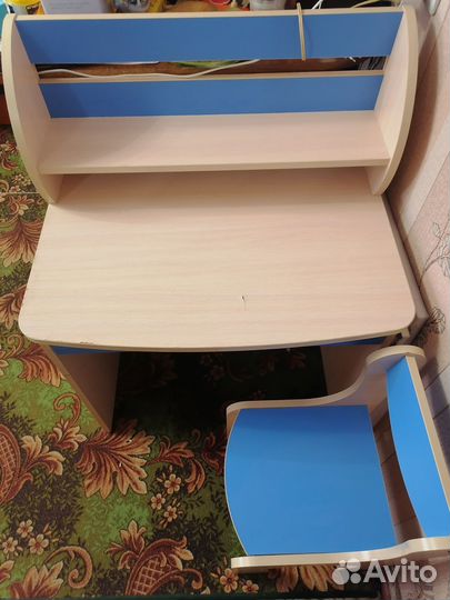 Детский стол и стульчик